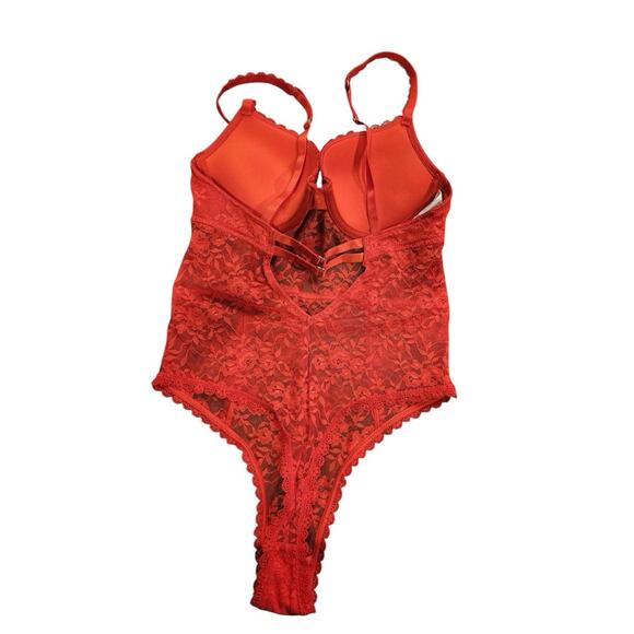 Forever 21 Red Lace Cutout Bodysuit Size Small - Picture 7 of 12